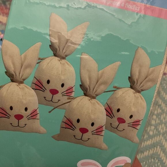 2 sets of 4 bunny treat bags nwt - Picture 4 of 4